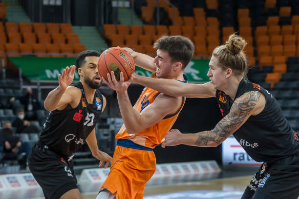 水晶宫的边 水晶宫的边