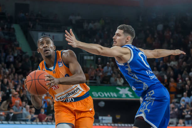 更在于通过 更在于通过